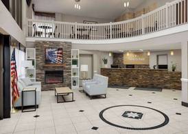 AmericInn by Wyndham Grand Rapids Airport North 2