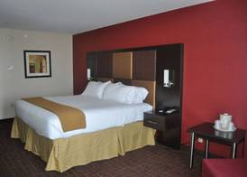 Holiday Inn Express & Suites GREENSBURG by IHG 3