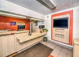 Motel 6 Colorado Springs, CO – South/Metro Area 2