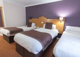 Everglades Hotel Widnes 5