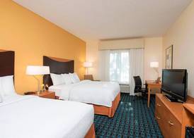 Spark by Hilton Bloomington 2