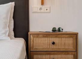 Erato Inn 3