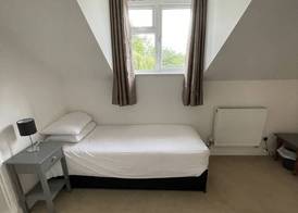 Haymills Guesthouse 3