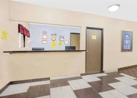 Boarders Inn & Suites by Cobblestone Hotels - Waterloo/Cedar Falls 2