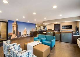 Clarion Pointe Syracuse Downtown 3