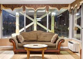 Days Inn by Wyndham Knoxville West 2