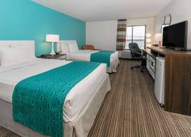 Howard Johnson by Wyndham Scott Lafayette 4