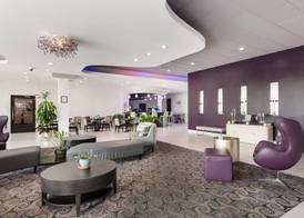 Clarion Inn & Suites Across From Universal Orlando Resort 4