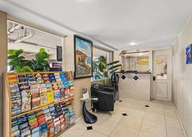 Travelodge by Wyndham San Clemente Beach 2