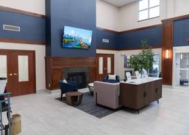 La Quinta by Wyndham Bannockburn-Deerfield 2