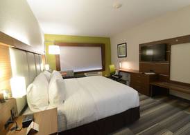 Holiday Inn Express & Suites CHICAGO NORTH SHORE - NILES by IHG 3
