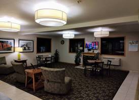 Super 8 by Wyndham Lebanon 2