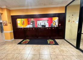 Super 8 by Wyndham Harrison OH 2