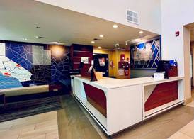Holiday Inn Express & Suites BERKELEY by IHG 2
