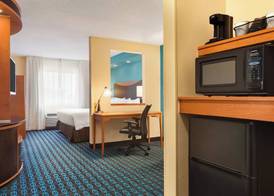 Fairfield Inn & Suites by Marriott Toledo Maumee 5