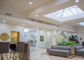 Crystal Beach Suites Miami Oceanfront Hotel 3