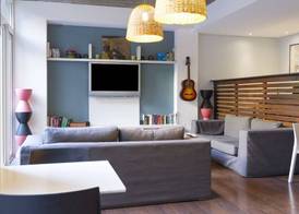 Circus Hostel 5