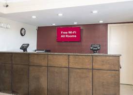 Red Roof Inn Bloomington - Normal/University 4