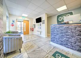 GO2 Gloucester Hotel by OYO 5