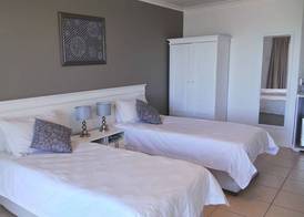 Chapman Hotel and Conference Centre 4