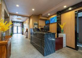 East Sacred Hotel ( the Forbidden City San Li Tun) 2