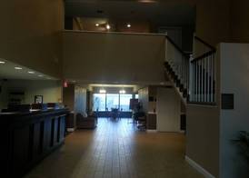 Quality Suites Morristown West 2