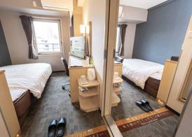 Super Hotel Osaka Natural Hot Springs 5