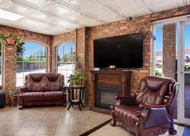 Rodeway Inn Branson, Brick House 2