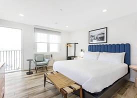 Grove Hotel 3