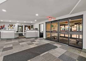 Ramada by Wyndham Stevens Point 3