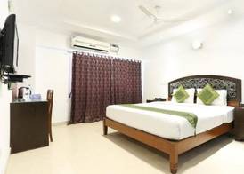 Laavish 7 Hotel 5