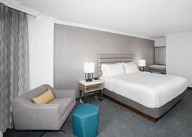 Crowne Plaza COSTA MESA ORANGE COUNTY by IHG 3