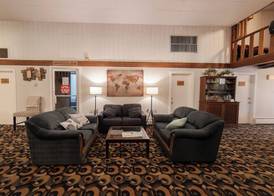 Uptowner Hotel 4