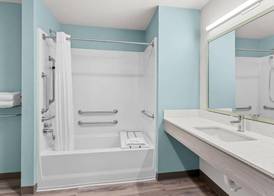 WoodSpring Suites Tucson Medical Center 5