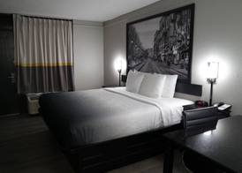 Super 8 by Wyndham Savannah 2