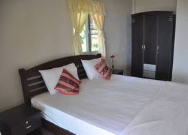 Pranee Beach Bungalows 5