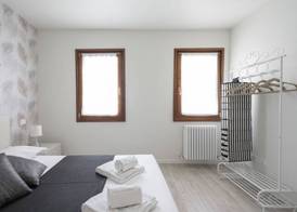 Apartments in San Marco with Canal View by Wonderful Italy 2