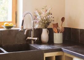 Le Galinier Lourmarin, a Beaumier Guesthouse 4