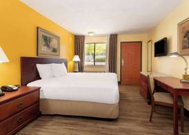 Travelodge by Wyndham Albuquerque East 4