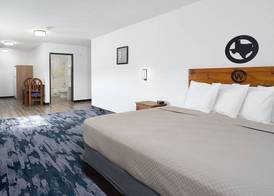 Atria Hotel and RV McGregor 3
