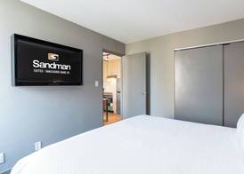 Sandman Suites Vancouver on Davie 4