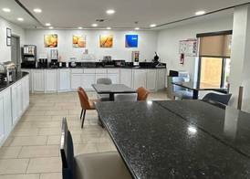 Comfort Inn Dallas Park Central 5