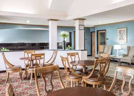 Days Inn by Wyndham Selma 2