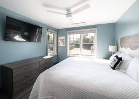 Long Beach Suites 3