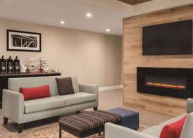 Country Inn & Suites by Radisson, Chicago-Hoffman 2