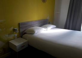 Glam's Hotel 4