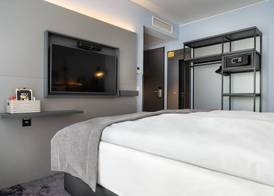Holiday Inn - the niu, CHARLY FRANKFURT CITY by IHG 5
