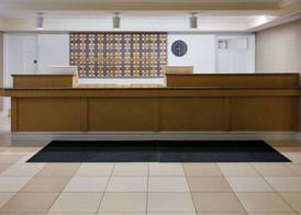 La Quinta Inn by Wyndham Pittsburgh Airport 2