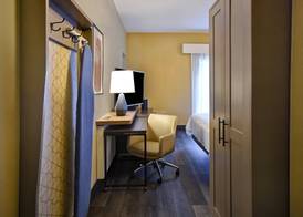 Holiday Inn PHILADELPHIA-CHERRY HILL by IHG 4
