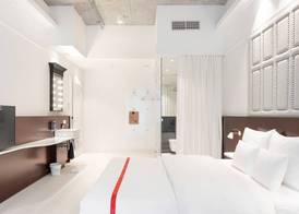 Ruby Lilou Hotel Marseille by IHG 4